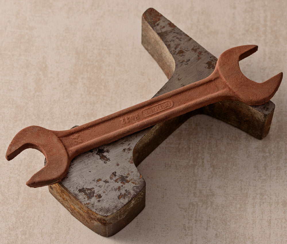 Gabelschluessel-Gross-aus-Zartbitter-SchokoladeDetail