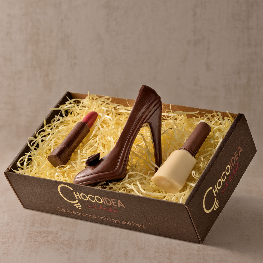 Geschenkset-aus-Schokoladenfiguren-schuhdamen-nagellack-lippenstift-asu-schokolade