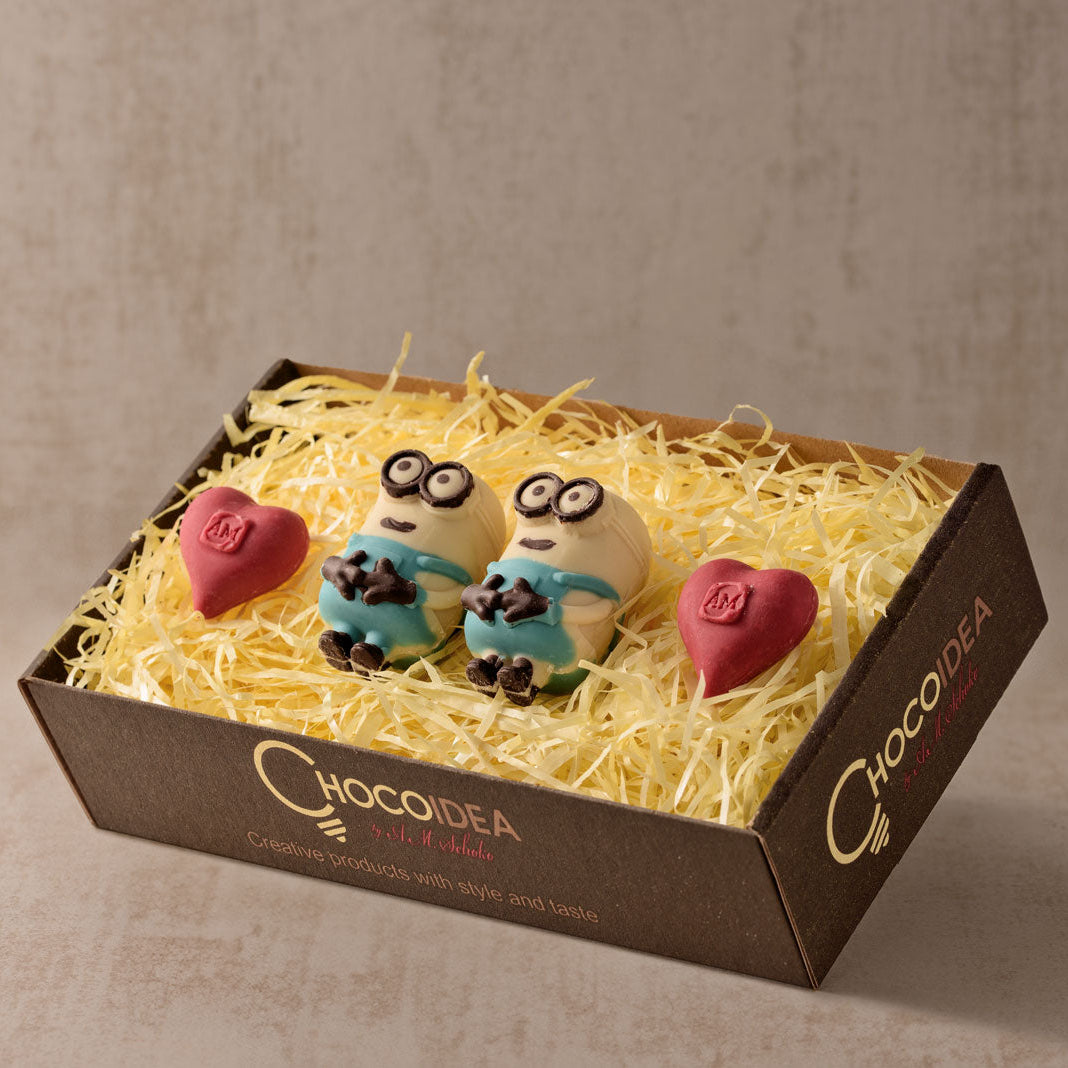Geschenkset-aus-schokolade- Paar-minion-2herz