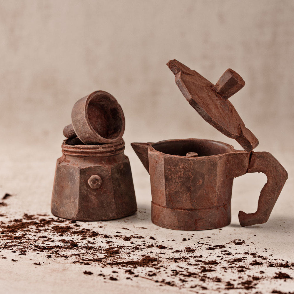 kaffekanne aus zartbitter schokolade 