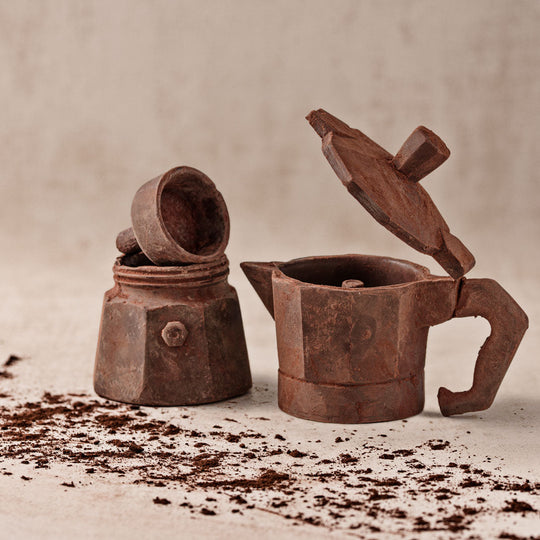 kaffekanne aus zartbitter schokolade 