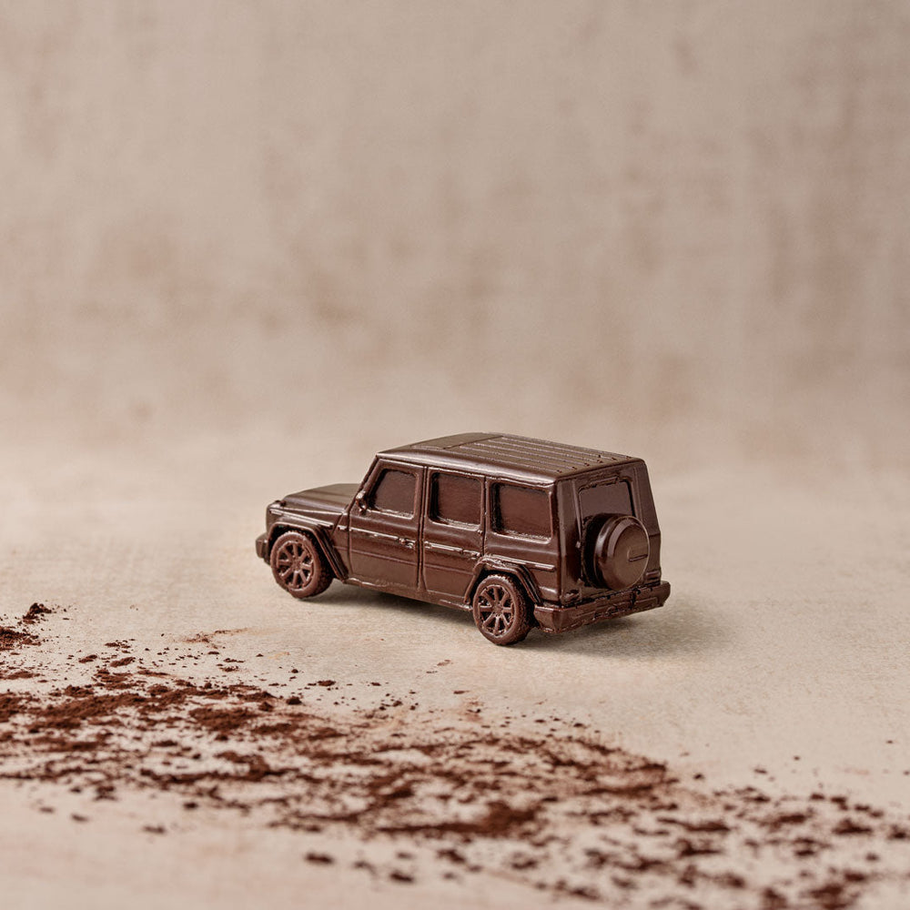 MercedesG-Klass aus Zartbitter Schokolade detail