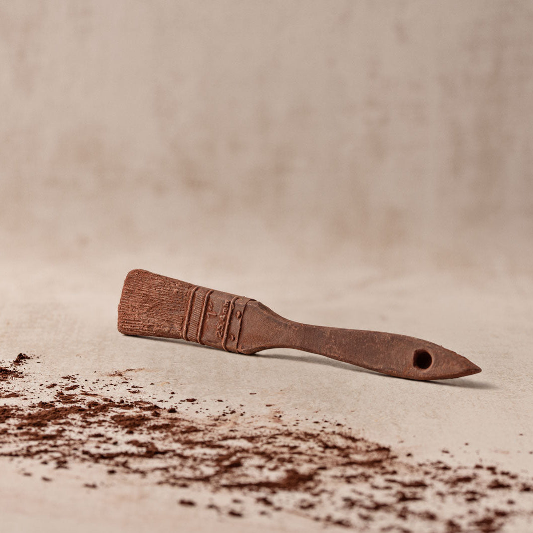 Pinsel aus zartbitter schokolade