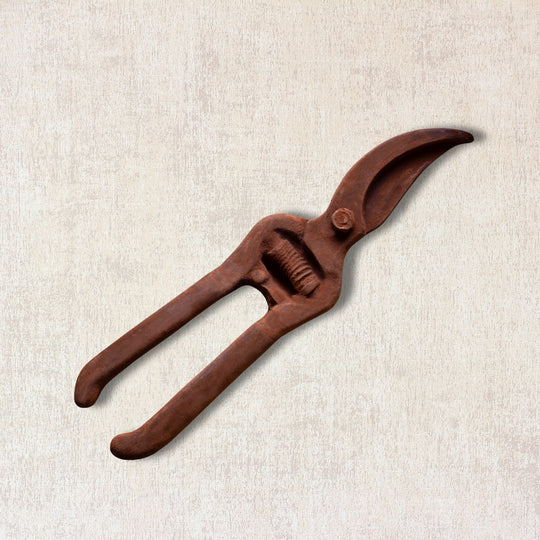 Rosenschere aus Schokolade – originelle Geschenkidee